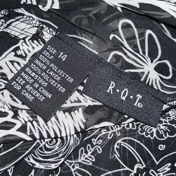 New! R•Q•T Reversible Pleat Midi Skirt - Picture 5 of 6